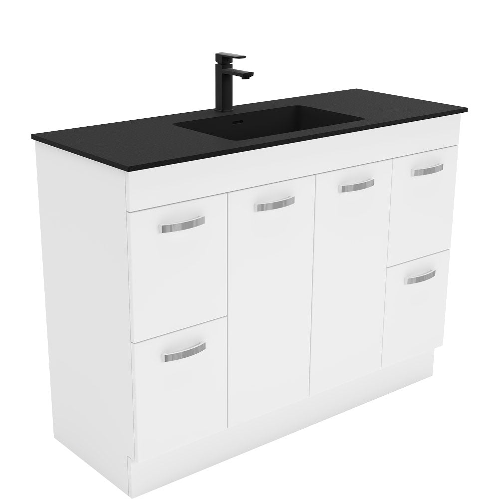 Montana Unicab Vanity On Kickboard