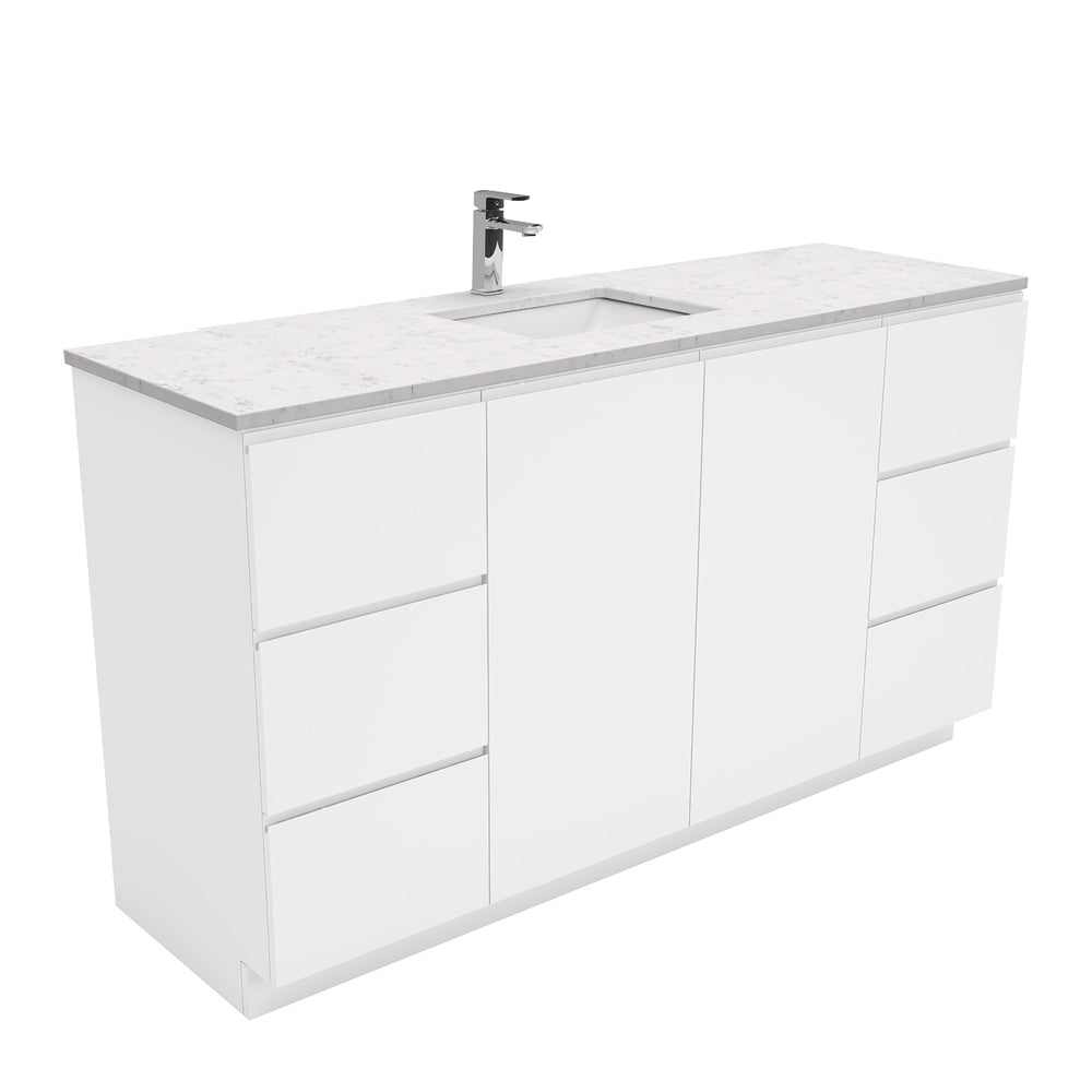 Sarah Fingerpull Gloss White Vanity on Kick