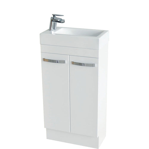 Ralph Ensuite On Kickboard