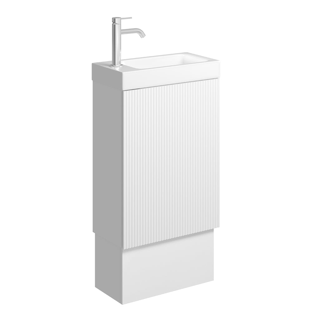 Denzel Minka Vanity