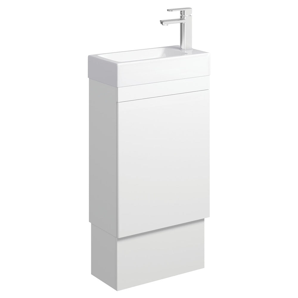 Edge Ensuite Vanity With Overflow