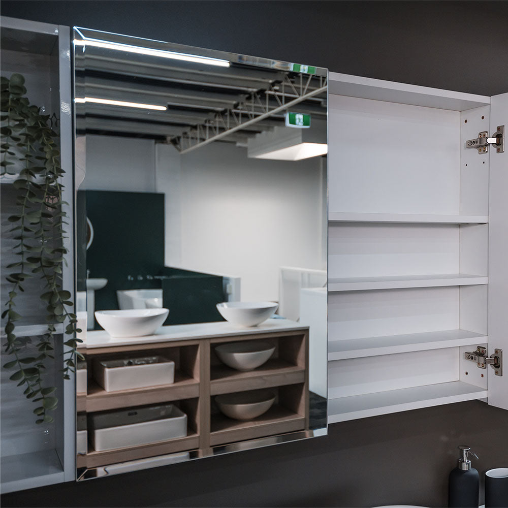 Bevel Edge 900 Mirror Cabinet