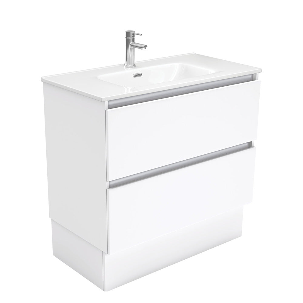 Joli Quest Vanity On Kickboard
