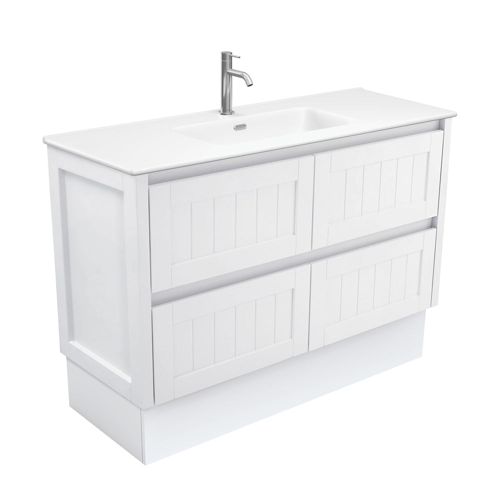 Joli Matte Hampton Vanity on Kickboard
