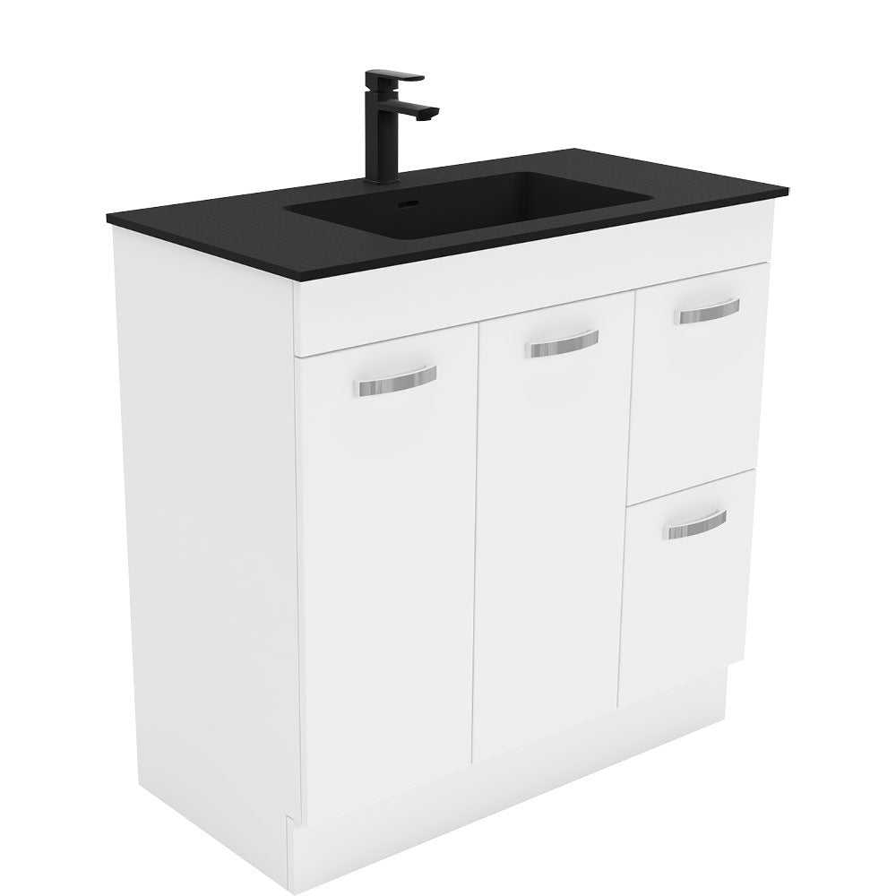 Montana Unicab Vanity On Kickboard