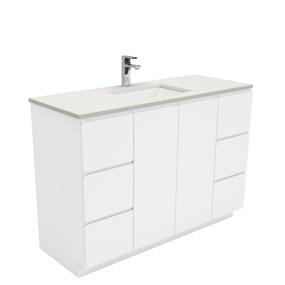 Sarah Fingerpull Gloss White Vanity on Kick