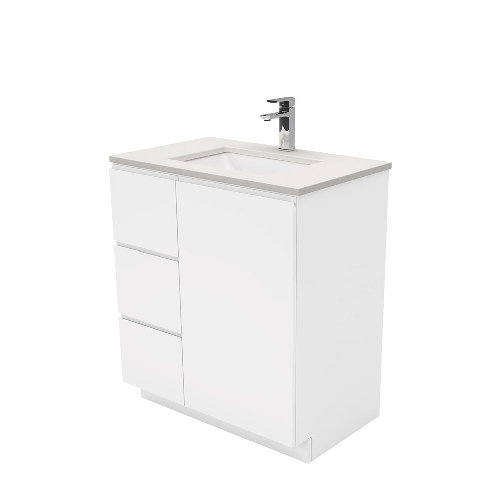 Sarah Fingerpull Gloss White Vanity on Kick
