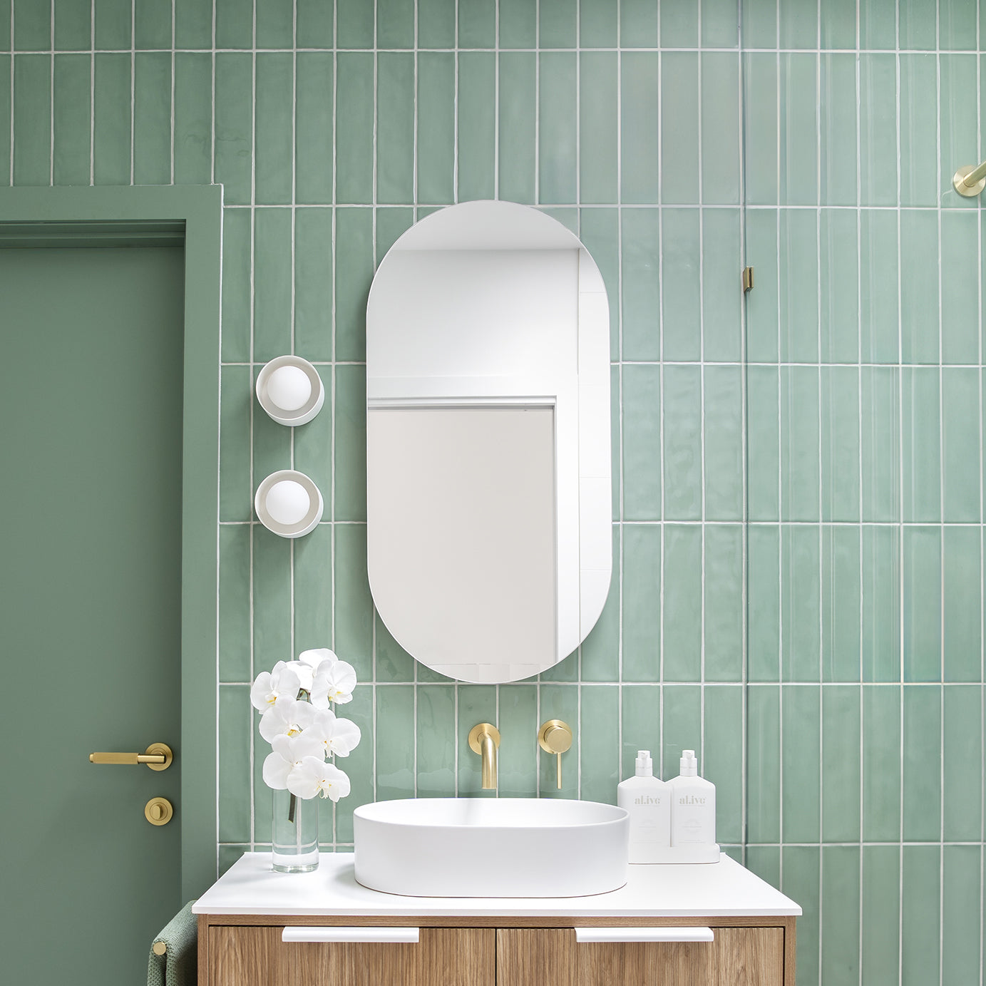 ADP Pill Mirror
