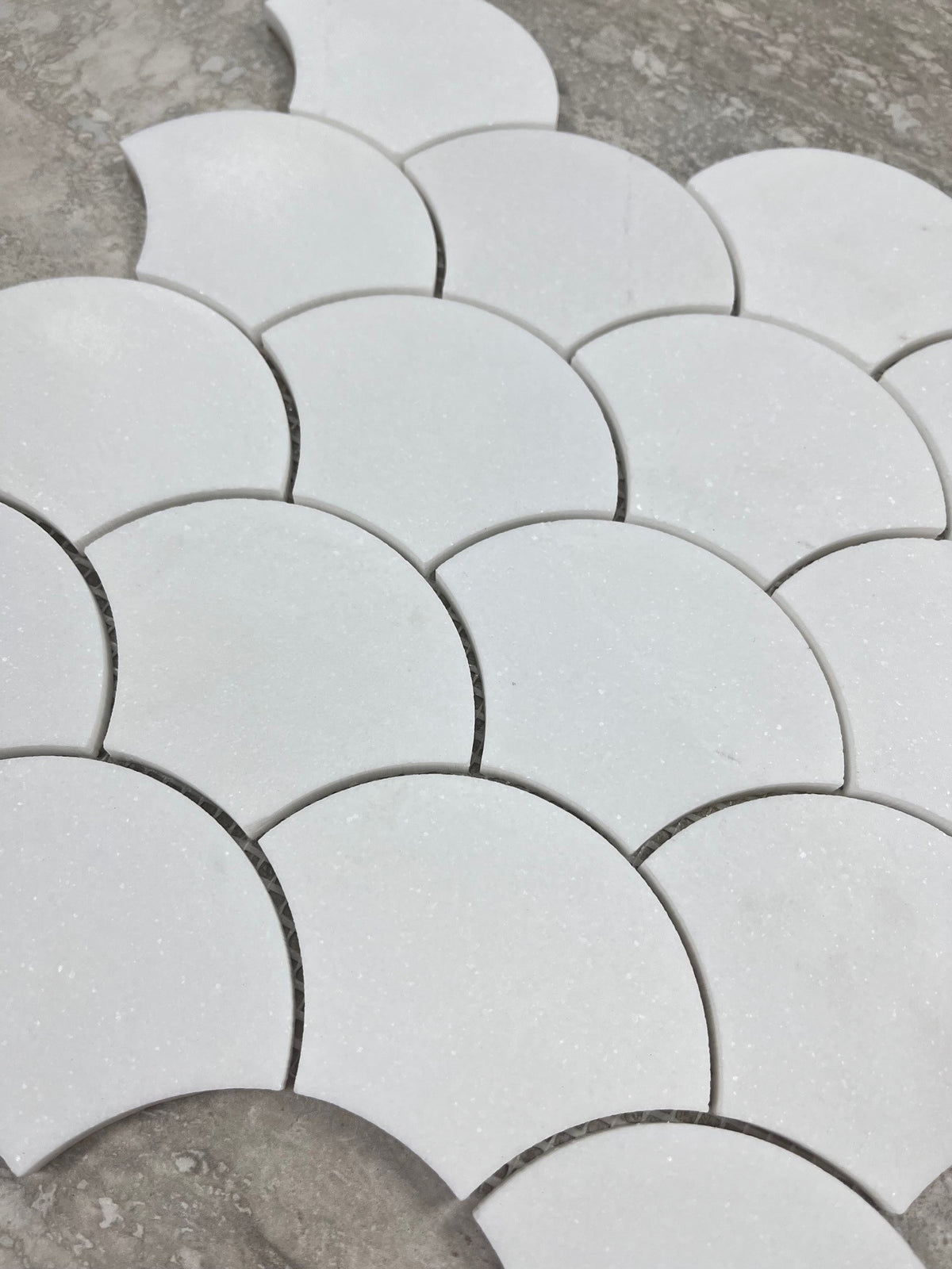 Starstile Honed Shell Mosaic – Crystal White – detail